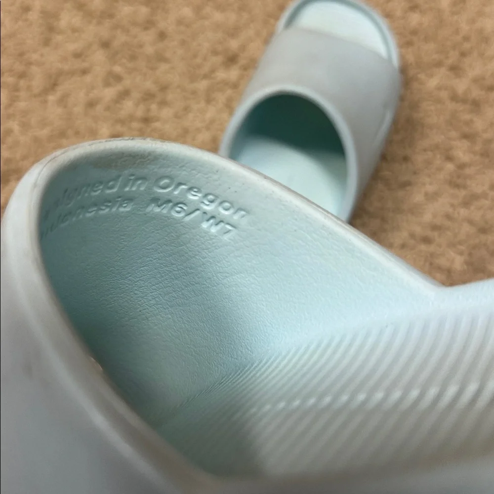 Nike Pastel Blue Slide Sandals - Picture 6 of 6
